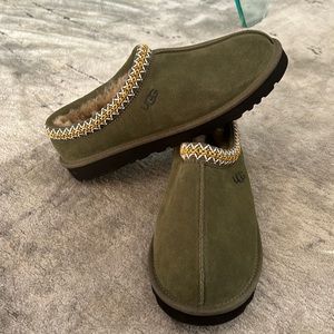 UGG Tasman Olive Green Slippers